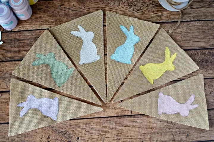 DIY Burlap Easter Bunny Bunting #InAWaverlyWorld #WaverlyInspirations