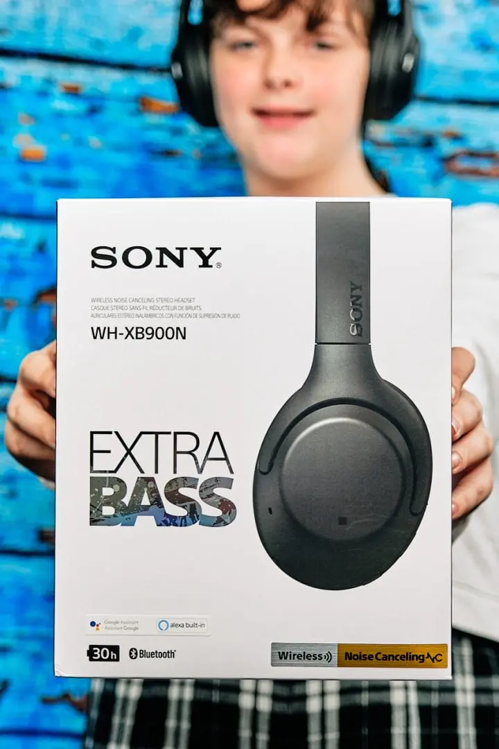 Sony WH-XB900N Extra Bass Over Ear Noise Cancelling Headphones 1