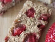 Banana Strawberry Granola Bar Recipe