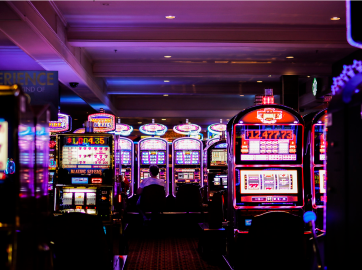 The Influence of Social Media on Casino Marketing