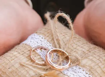 What to Know Before Choosing Your Wedding Rings