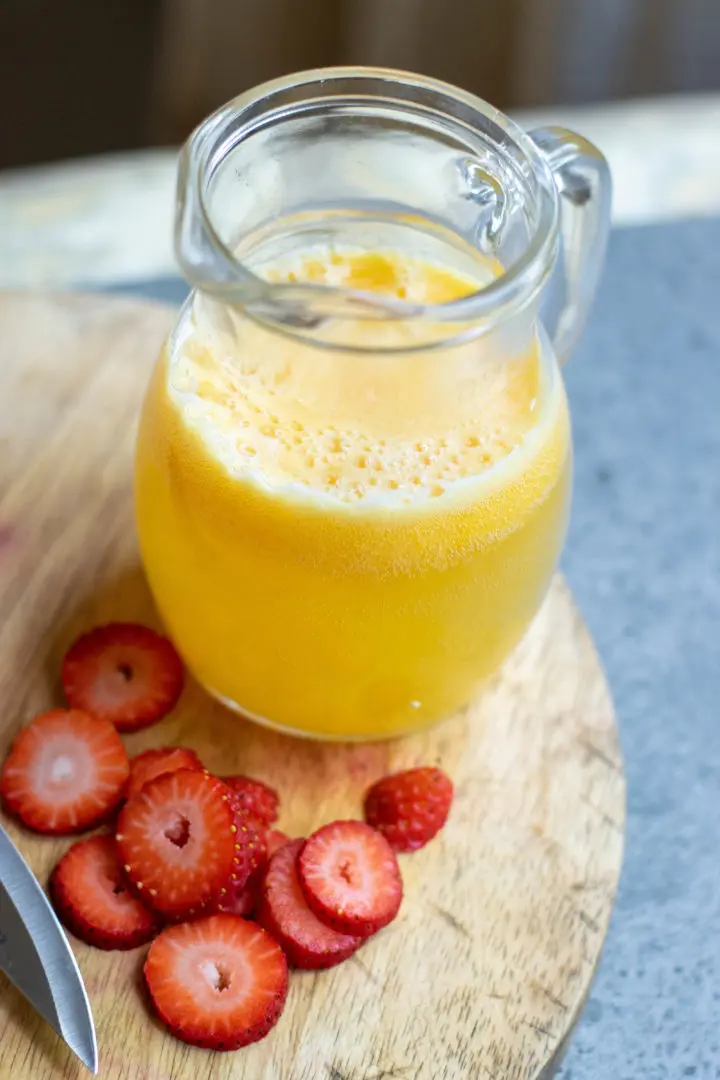 fruit juice and strawberries