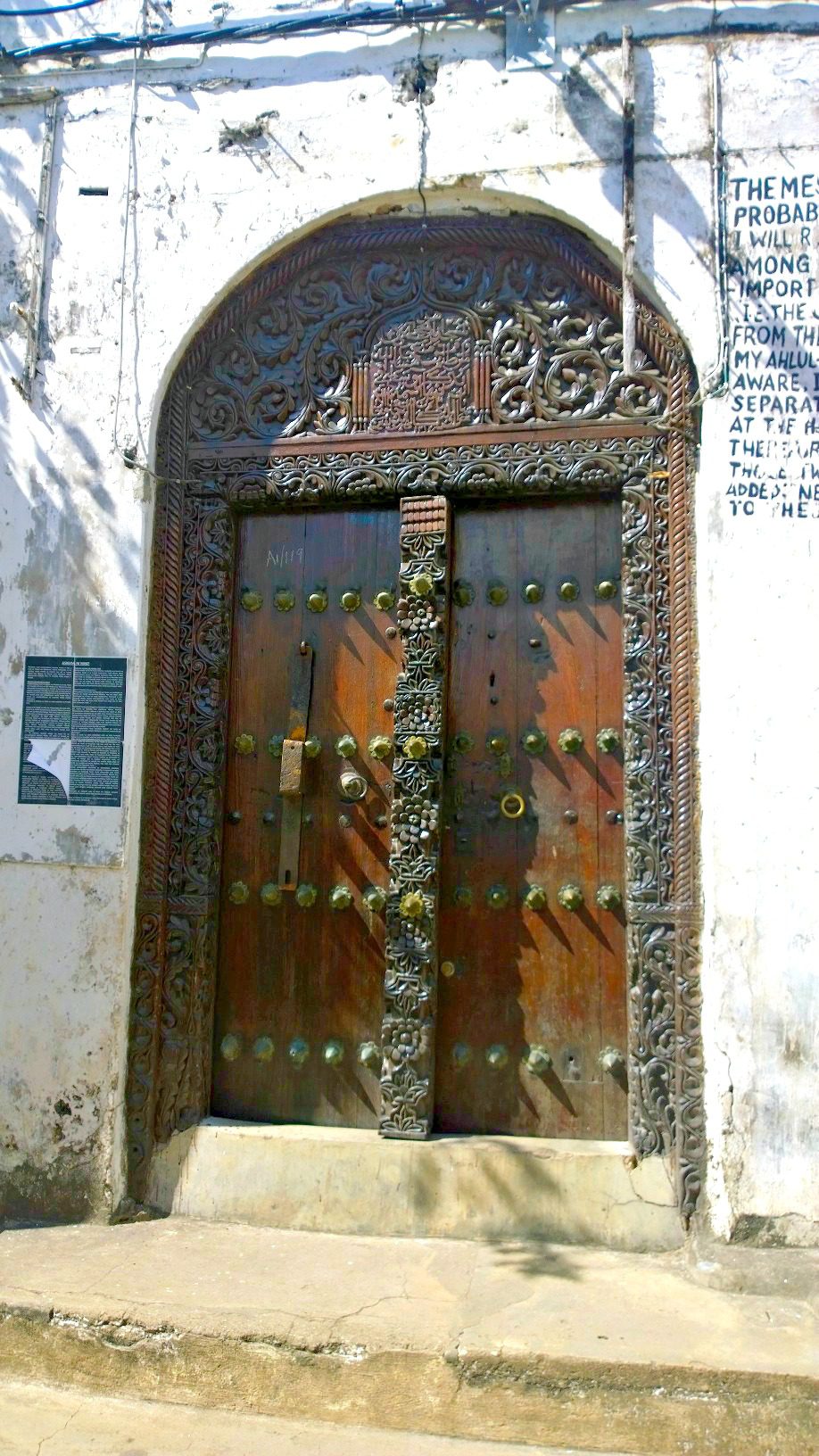Doors of Zanzibar 11