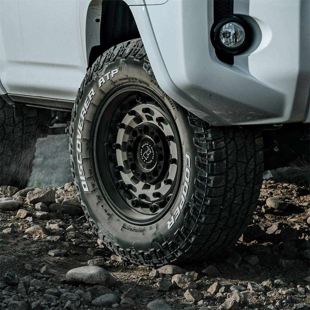 Cooper Tires Discoverer Series 3850