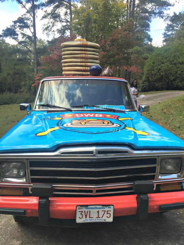 Get the De Wafelbakkers Pancake Mobile to Your House! #DWBpancakes