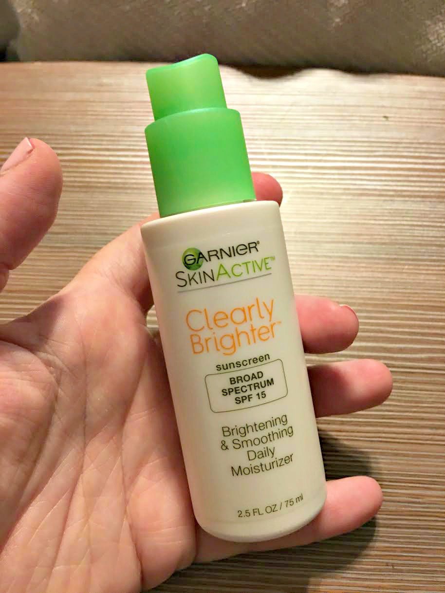 Garnier SkinActive Clearly Brighter Brightening and Smoothing Daily Moisturizer Review