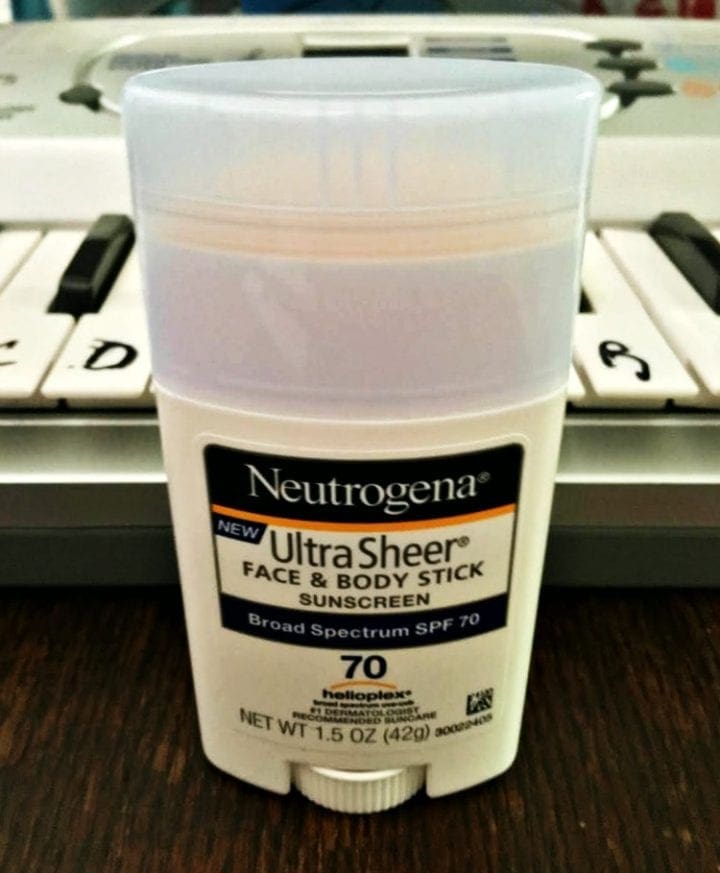 Neutrogena Rapid Wrinkle Repair And Ultra Sheer Sunscreen 0380