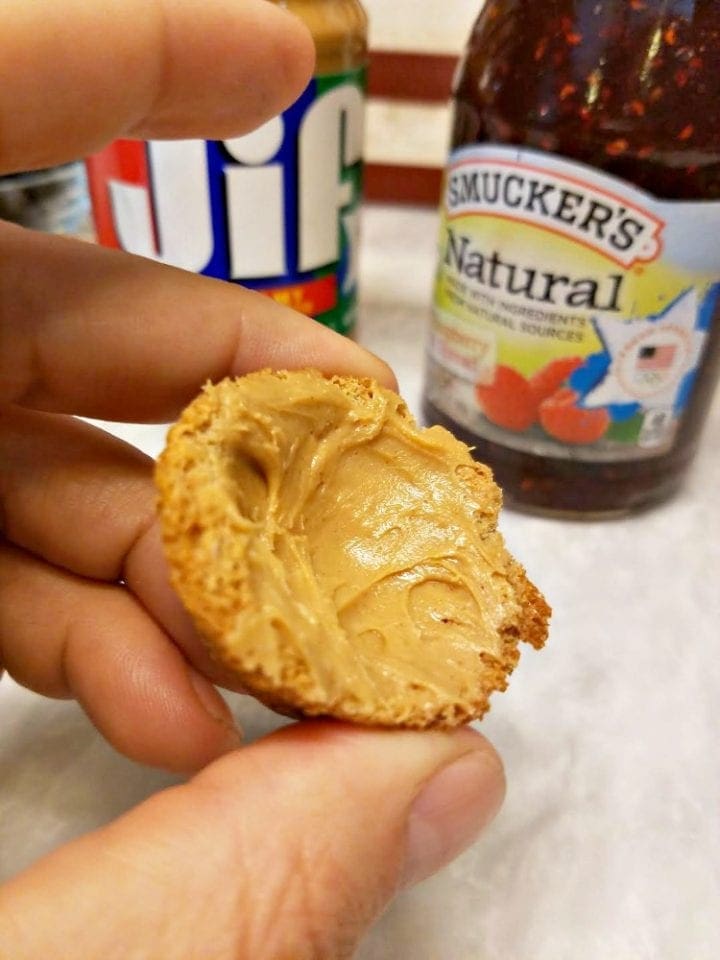 Mini Peanut Butter and Jelly Cups Recipe