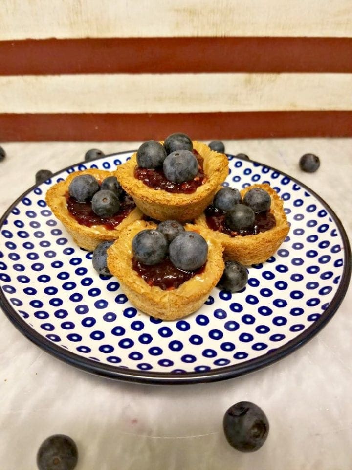 Mini Peanut Butter and Jelly Cups Recipe