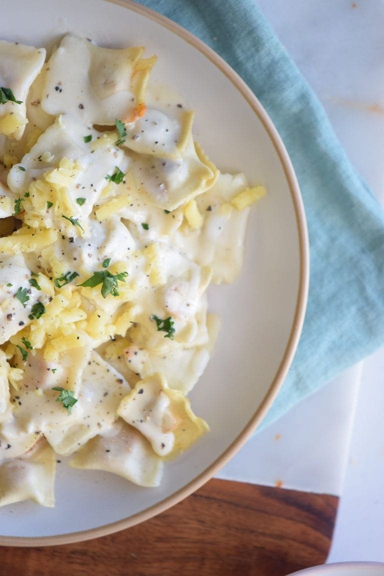 Four Cheese Ravioli with Alfredo Sauce Pasta Dinner