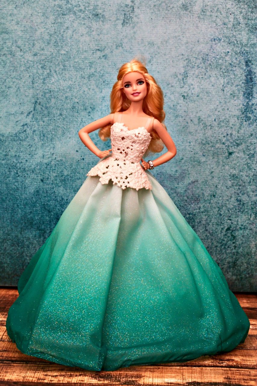 disney holiday barbie