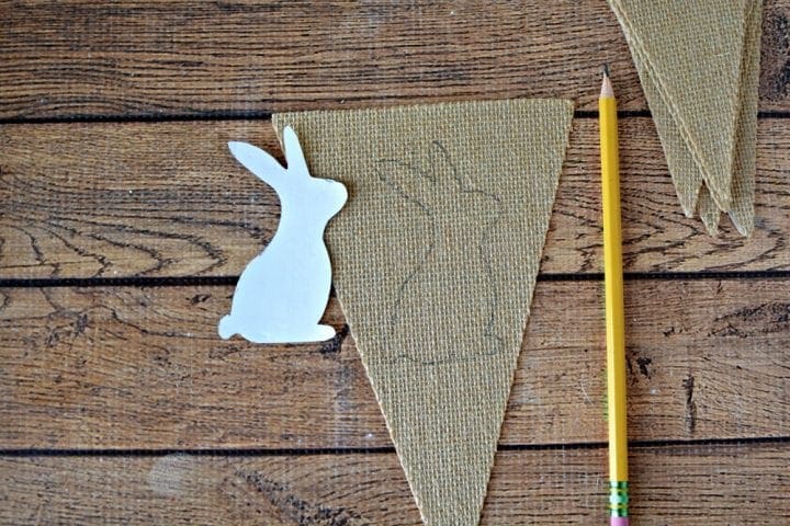 DIY Burlap Easter Bunny Bunting #InAWaverlyWorld #WaverlyInspirations