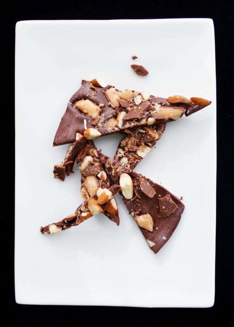 Easy Almond Toffee Bark Recipe 3 Ingredients Divine Lifestyle