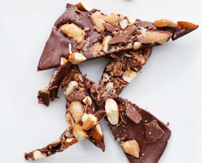 Easy Almond Toffee Bark Recipe 3 Ingredients Divine Lifestyle