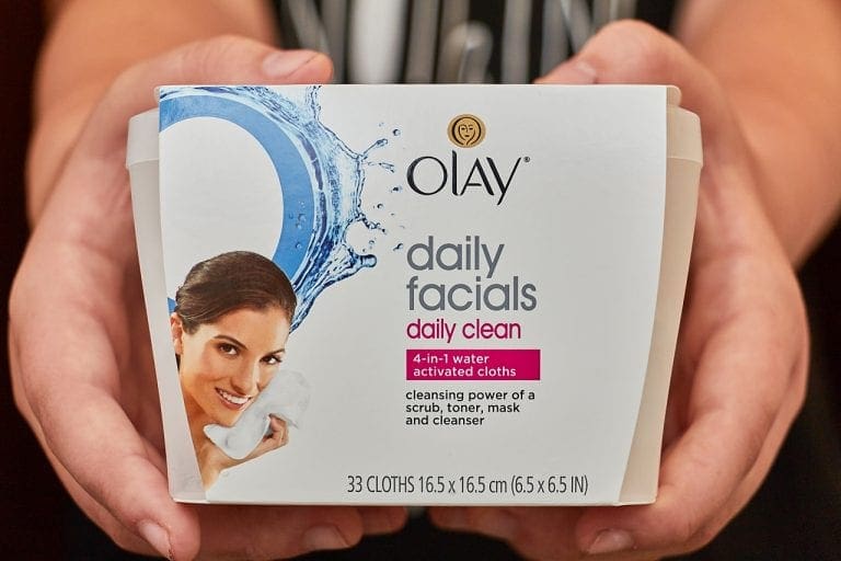 5 Tips For Bright And Beautiful Skin Olay Facial Wipes Daily Clean 2001