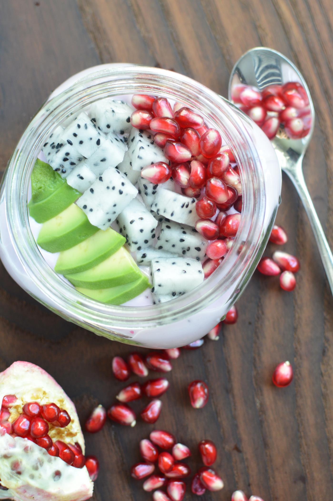 Dragon Fruit and Pomegranate Yogurt Smoothie Bowl Recipe