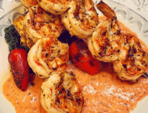 Grilled Garlic Shrimp Recipe with Roasted Red Pepper Aioli