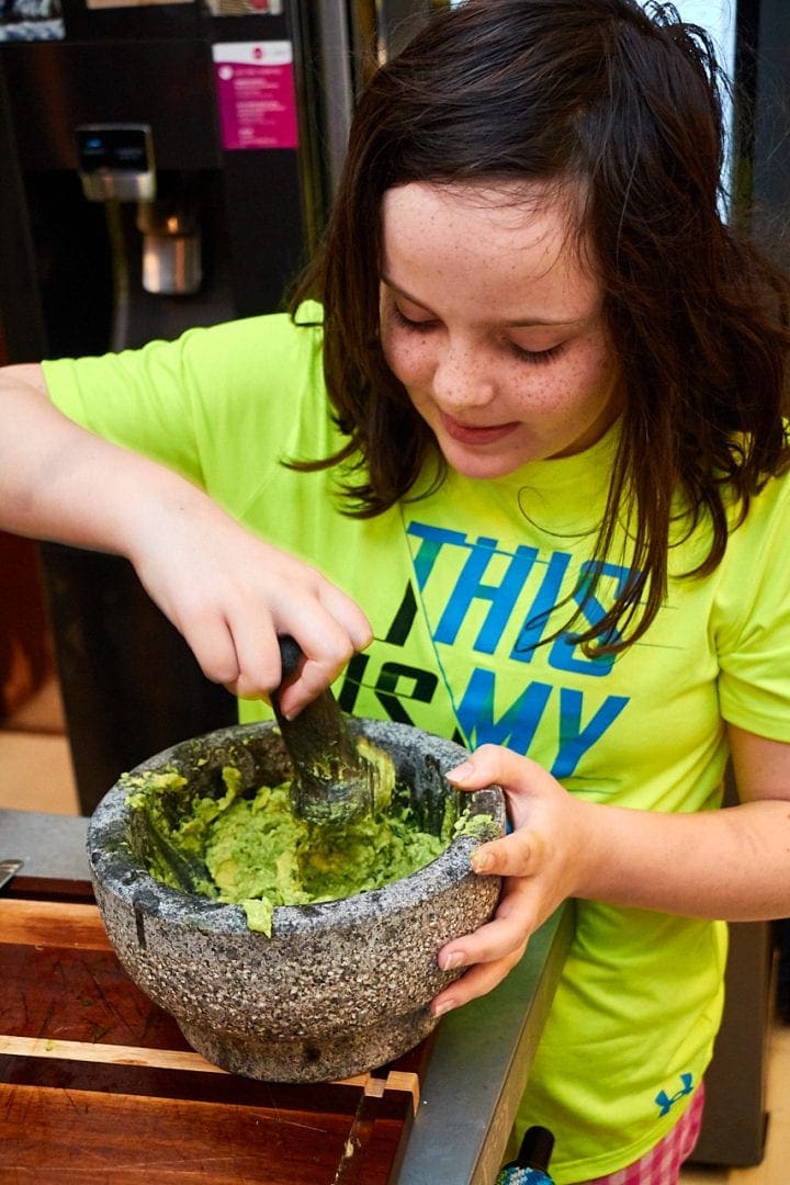 Making Guacamole Southwestern Steak Fajitas Recipe