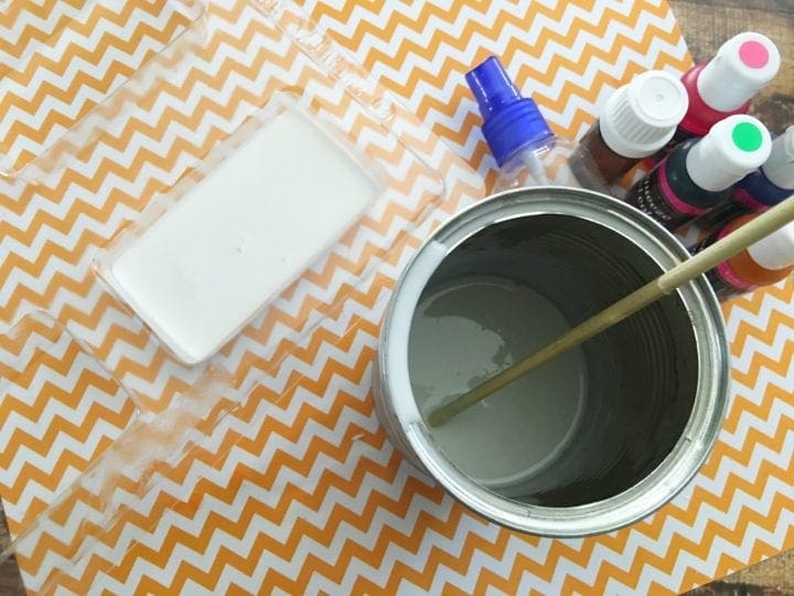 Easy DIY Tie-Dye Soap
