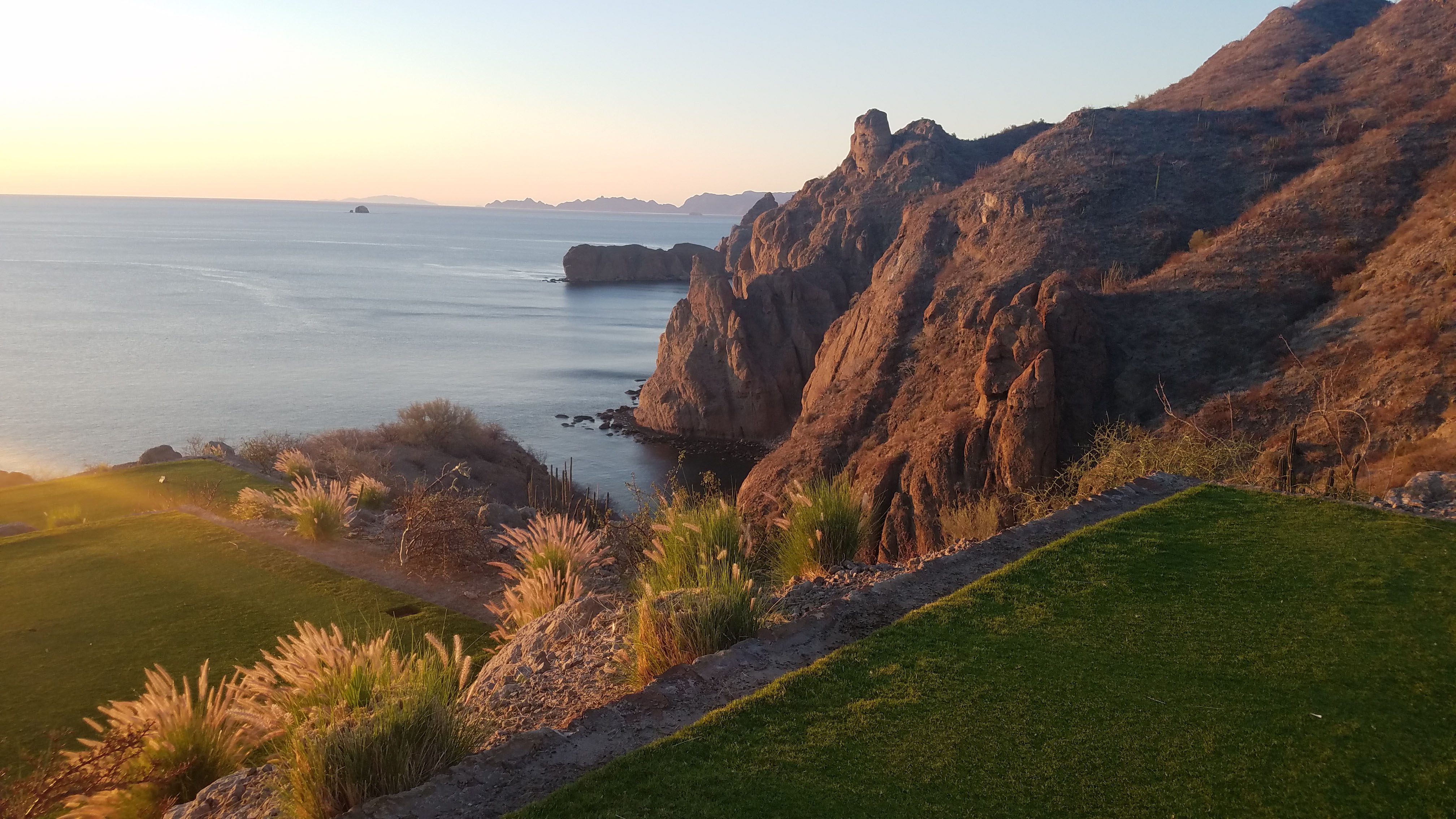 The 17th Tee overlooking the Sea of Cortez at The Danzante Bay golf course