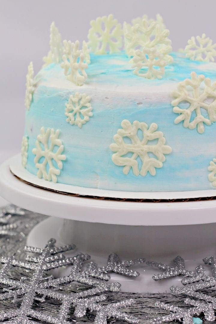 FROZEN Inspired Ombre Blue 3 Layer Cake Recipe