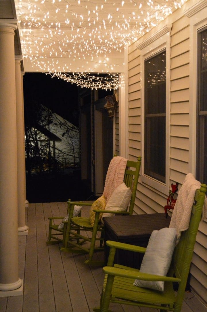 Gorgeous Twinking Holiday Porch Lights Tutorial