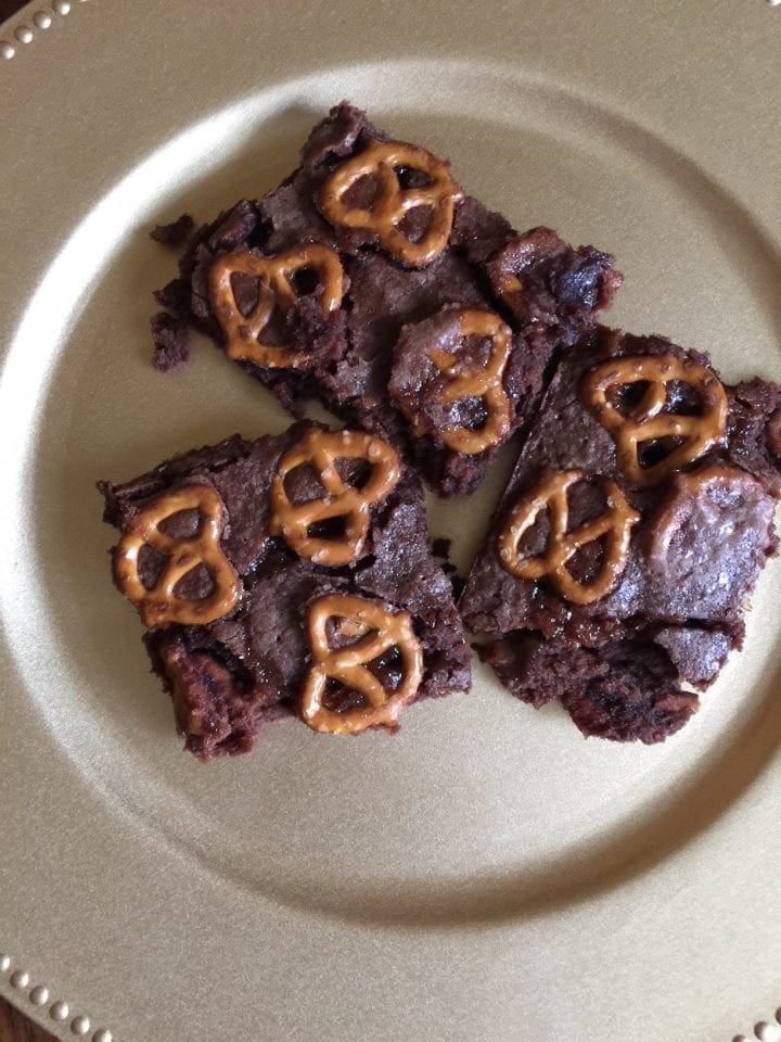 Caramel Pretzel Crunch Brownies