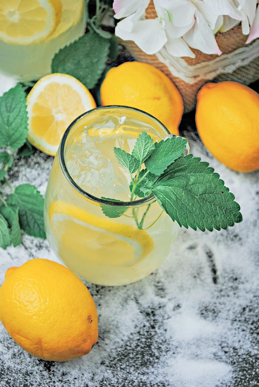 lemonade limoncello vodka drink