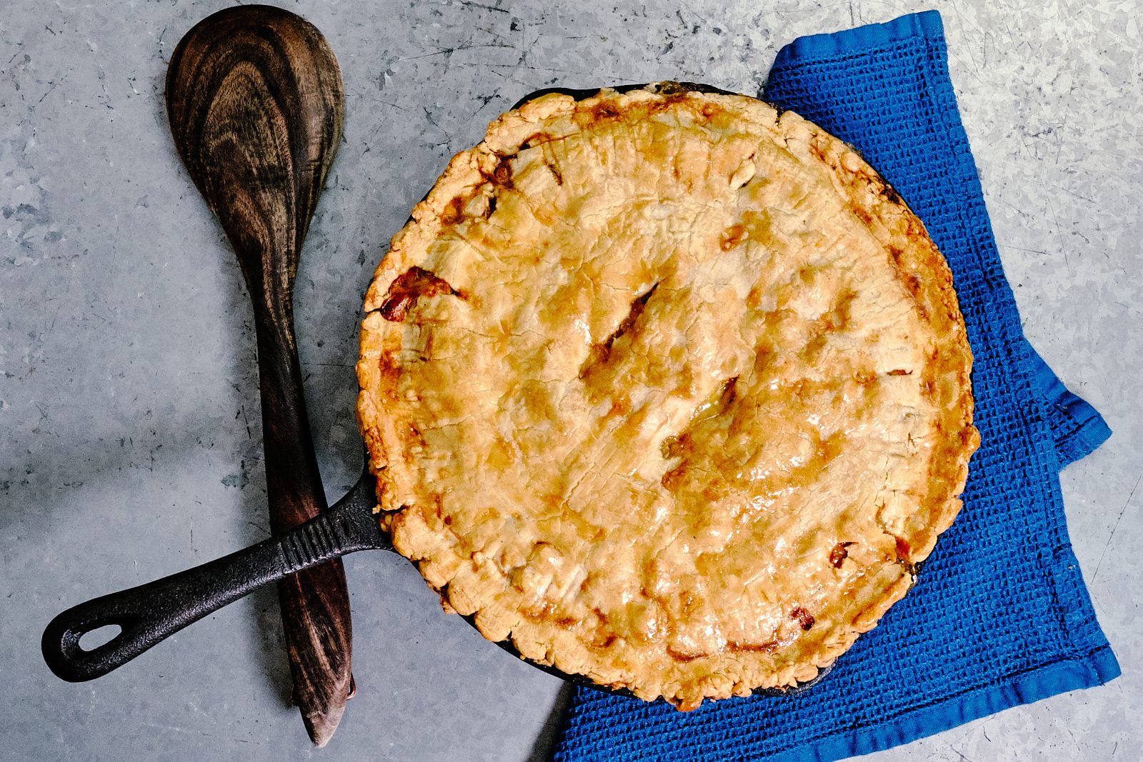 https://divinelifestyle.com/wp-content/uploads/2020/05/Vidalia-Onion-Chicken-Pot-Pie-10.jpg