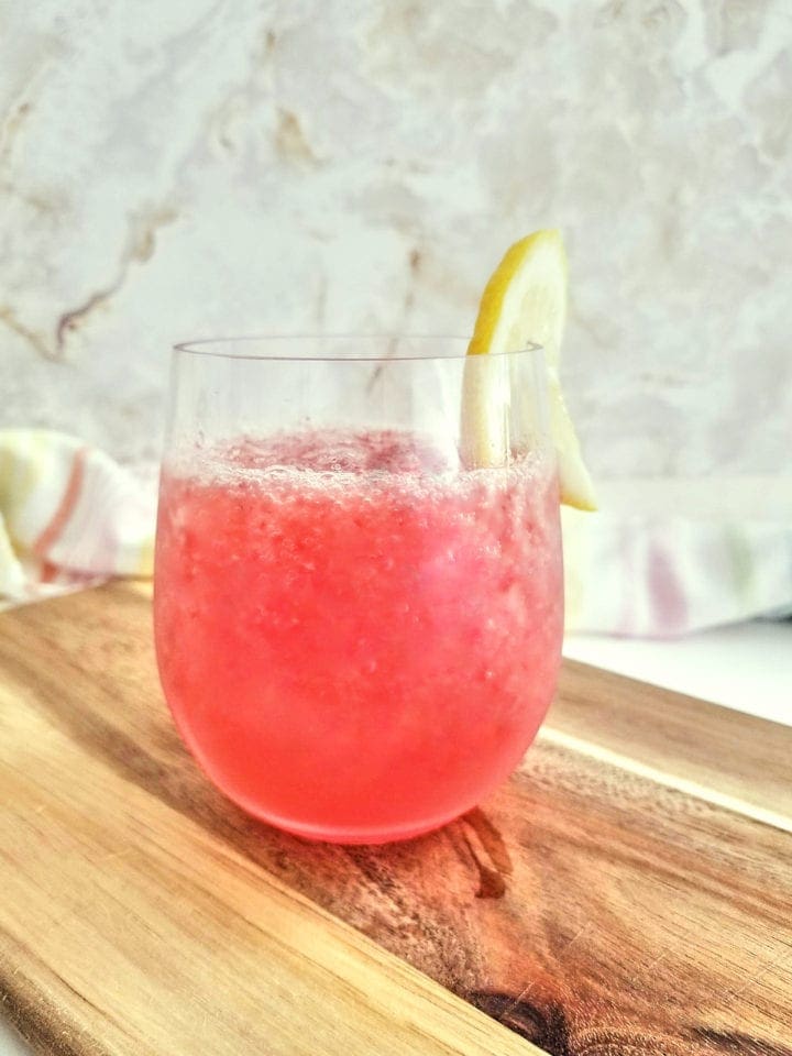 boozy strawberry lemonade