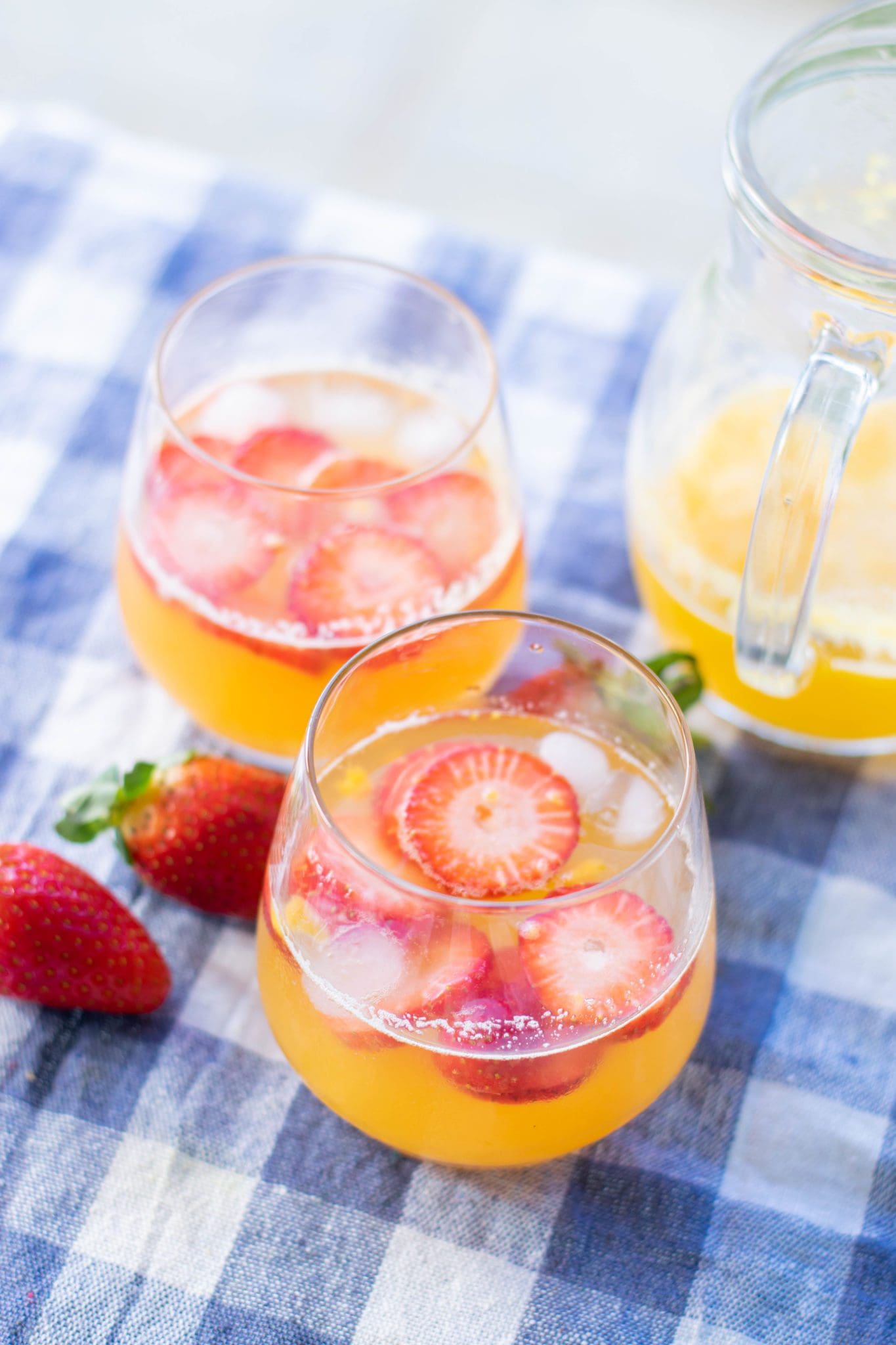 How To Make Strawberry Mango Lemonade Divine Lifestyle