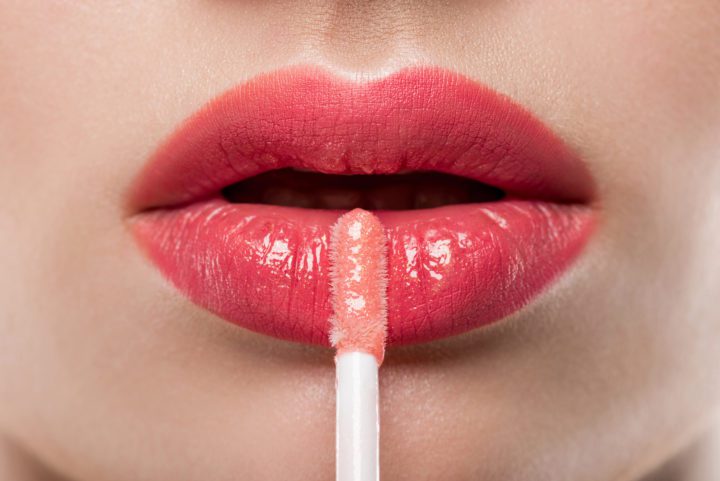 6 Best Lip Glosses for Divine Shine and Beauty