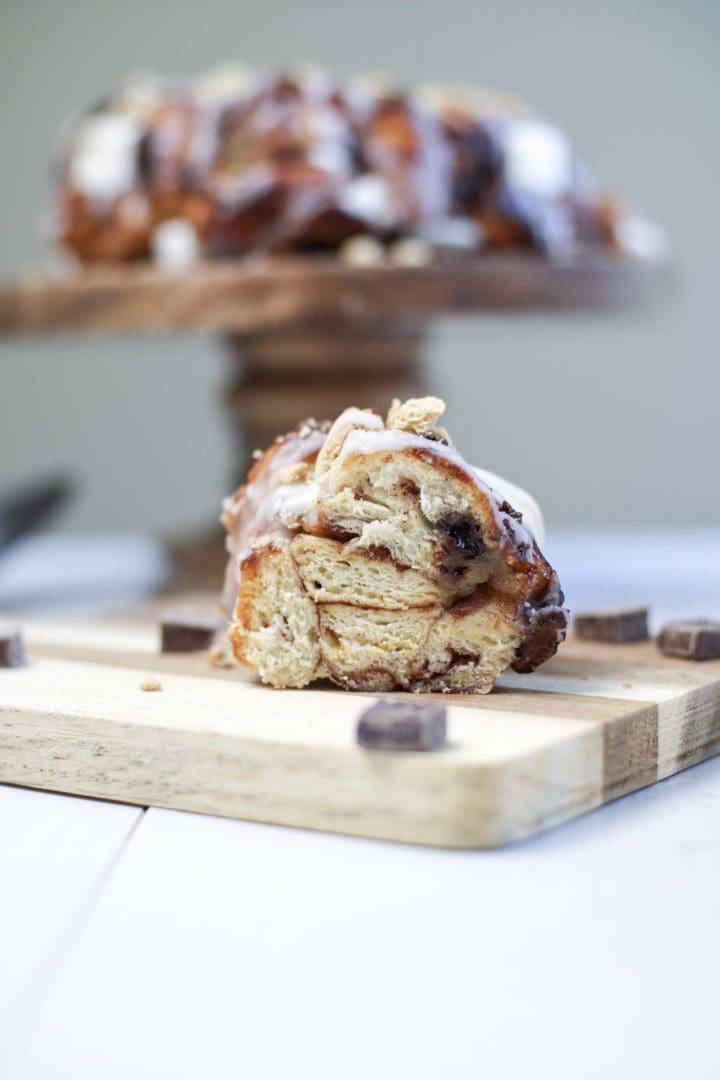 Smores Cinnamon Roll Monkey Bread