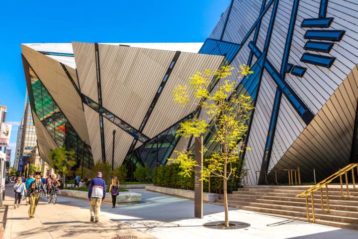Royal Ontario Museum 4 Things to Do When You're Staying in Toronto