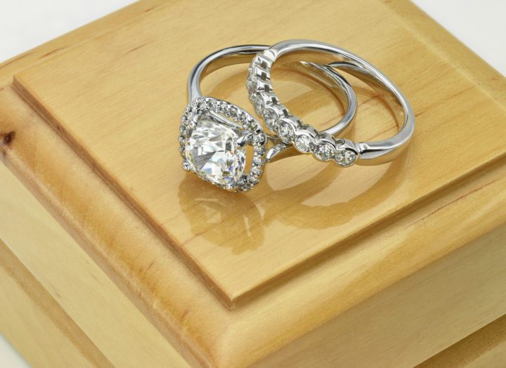 How to Choose the Perfect Engagement Ring