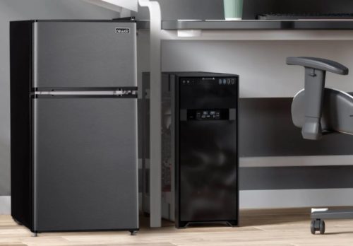 Mini fridge