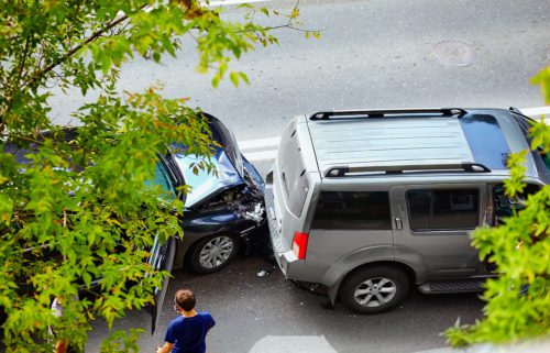 How to Handle a Multi-Vehicle Collision: Legal and Insurance Tips