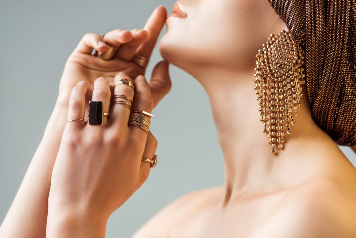 How To Layer Jewelry